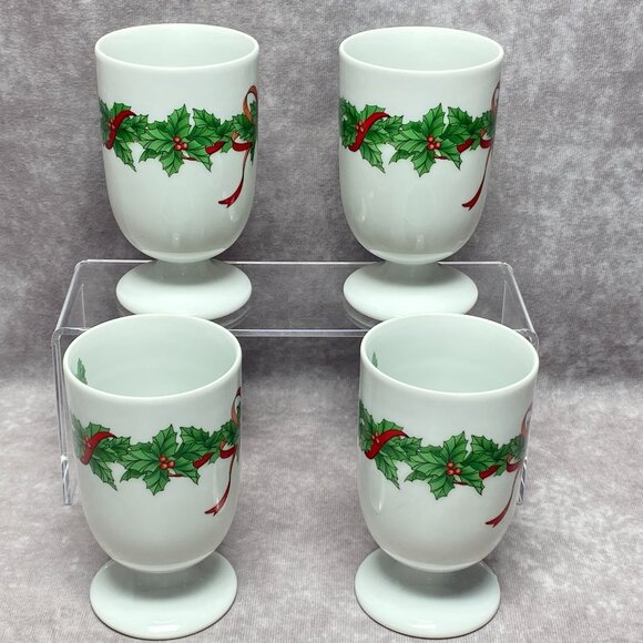 4 Vintage Footed Christmas Mugs Berries & Bows Pattern Cups by Wicks N' Sticks - Picture 3 of 9